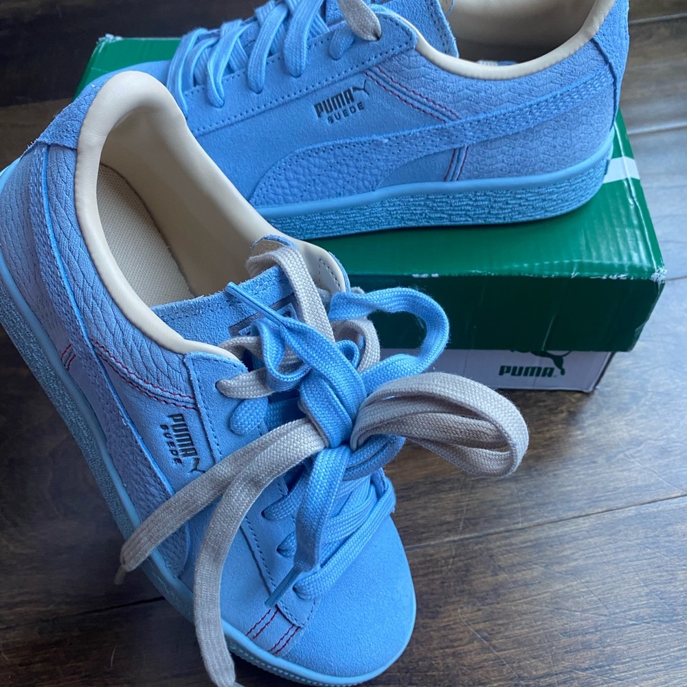 Brand New Baby Blue Suede Puma